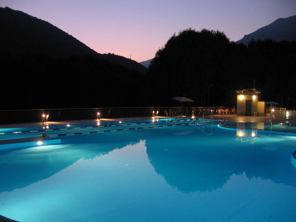 Campeggio Valle Gesso Ентраккуе Екстер'єр фото