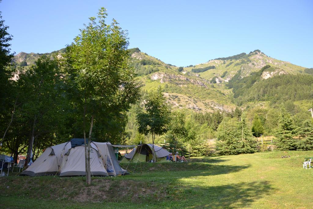 Campeggio Valle Gesso Ентраккуе Екстер'єр фото